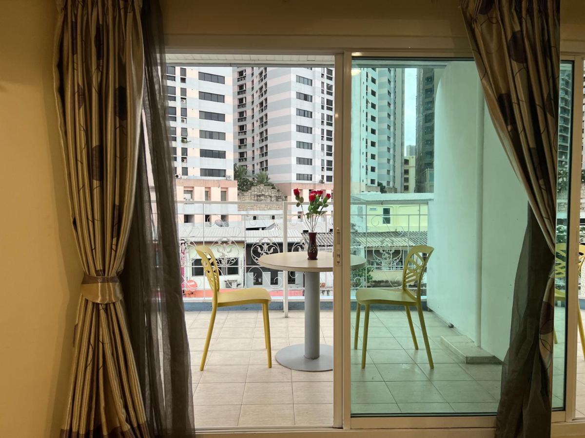 V Check Inn Sukhumvit 22 Bangkok Buitenkant foto